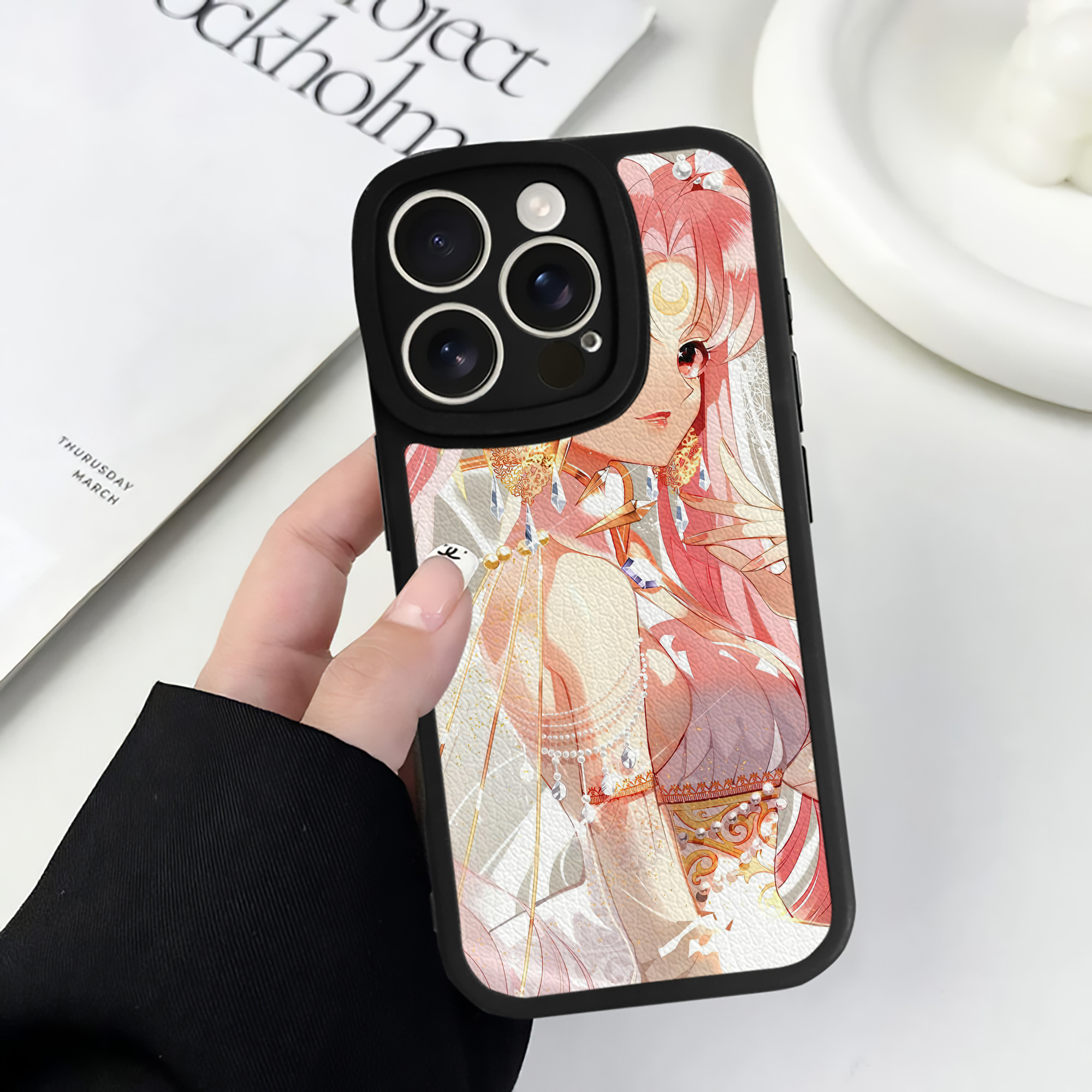 （画像用） 美少女戦士セーラームーン Sailor Moon 【iPhone 16シリーズ対応】シリコンスマホケース（レザー調） 材質：シリコン